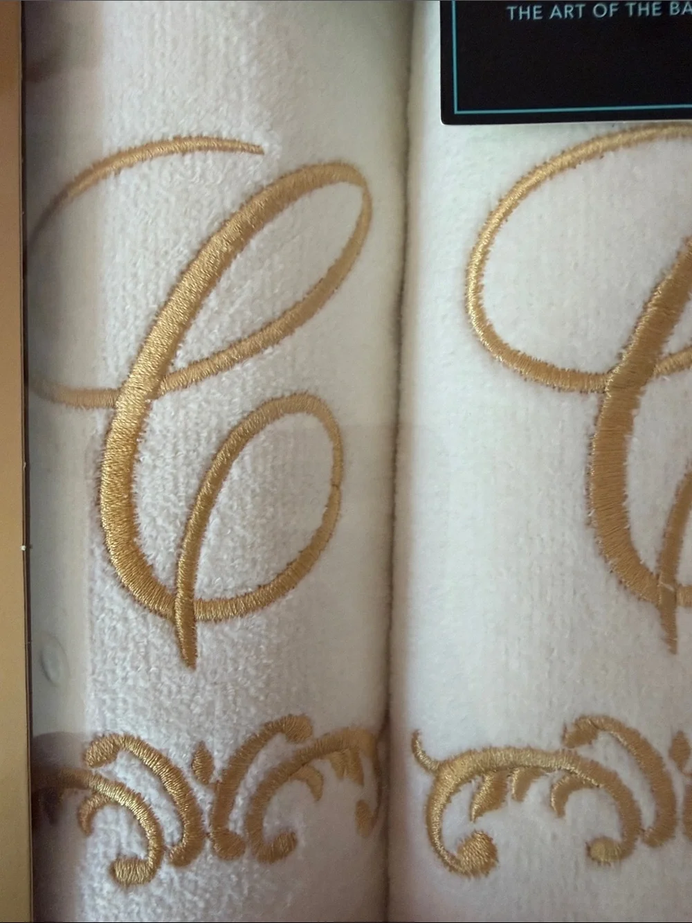 Avanti White Fingertip Towels with Gold Monogram Embroidery